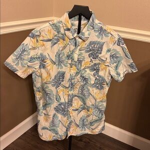 American Eagle Outfitters Floral Print Mens Shirt
